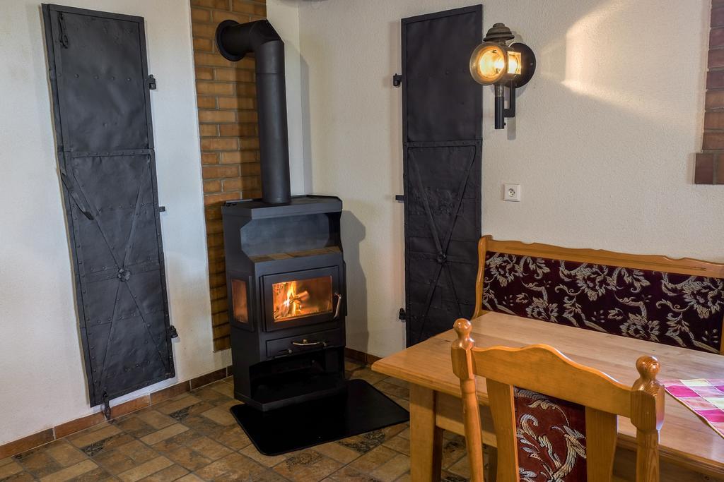 Stovka Bozanov Guest House Exterior photo
